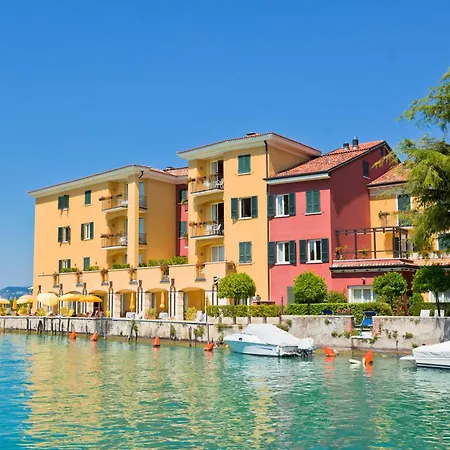 Azzurro -lakeside With Terrace - Happy Toscolano Maderno